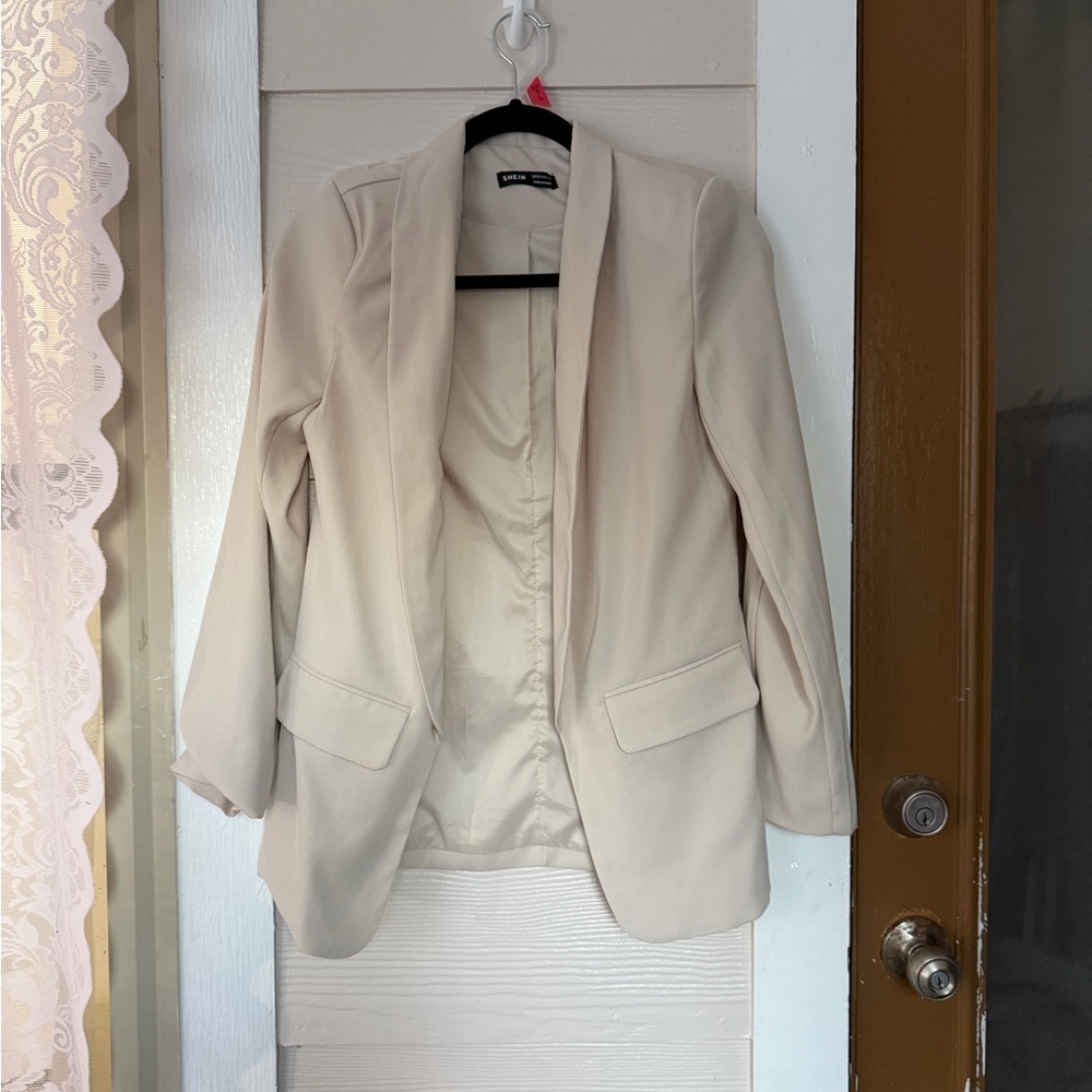 SHEIN Cream Women's Blazer
